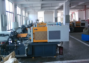 工廠空調下的智能伴侶 小型補水加濕器——冬補濕夏降溫，廠家直供保健佳品